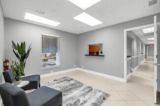 Plus de détails pour 665 SE 10th St, Deerfield Beach, FL - Bureau à louer