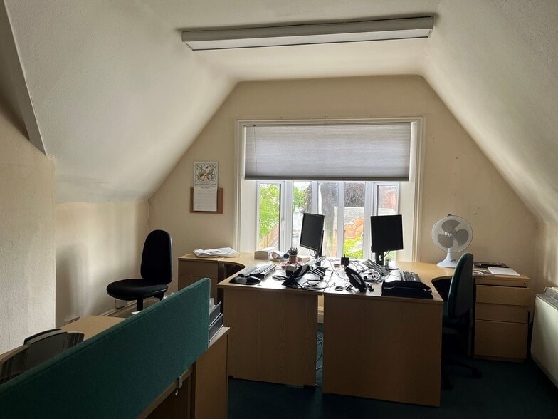 27 Roundstone St, Trowbridge à vendre - Photo intérieure – Image 2 sur 8