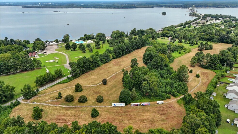 1100 Jordan Point Road, North Prince George, VA à vendre - Photo de l’immeuble – Image 3 sur 28