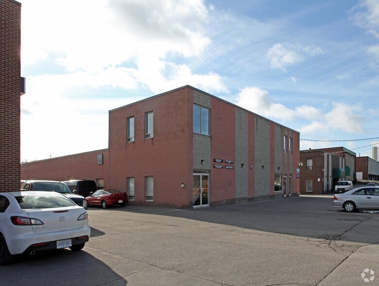71 Glen Cameron Rd, Markham, ON à louer - Photo de l’immeuble – Image 2 sur 2