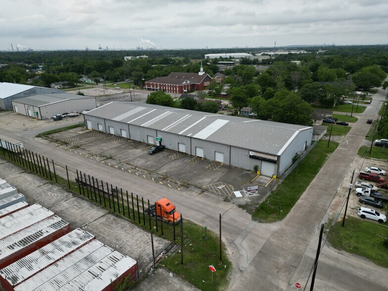 1001 Dumont St, South Houston, TX à louer - Photo de l’immeuble – Image 2 sur 8