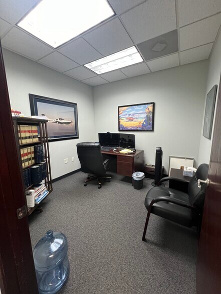 21620-21628 Midland Dr, Shawnee, KS à vendre - Photo de l’immeuble – Image 3 sur 21