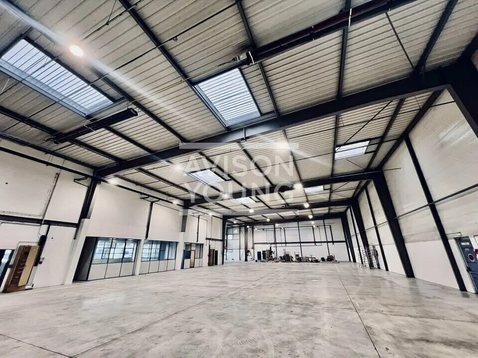 Local d’activités dans La Courneuve à louer Photo intérieure– Image 1 sur 14