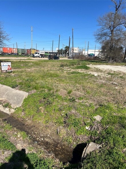 626 N 1st St, La Porte, TX à vendre - Plan de site – Image 2 sur 3