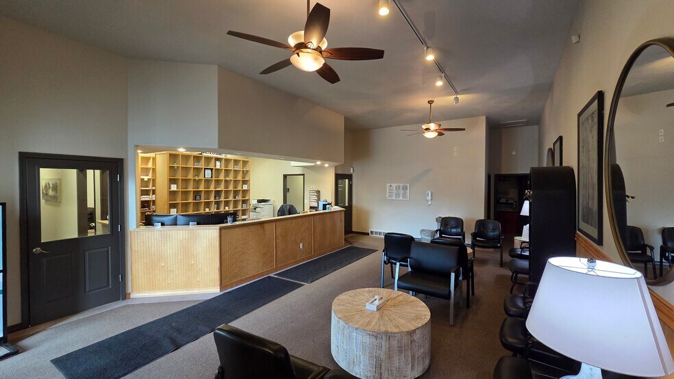 3456 E 17th St, Ammon, ID à louer - Photo de l’immeuble – Image 3 sur 22