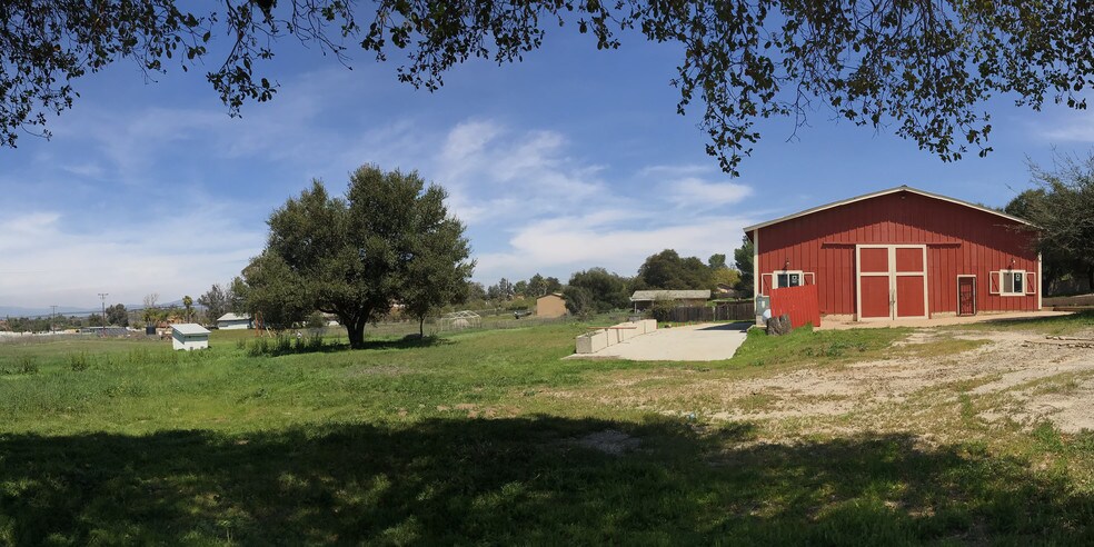 17718 Highway 67, Ramona, CA à louer - Photo de l’immeuble – Image 2 sur 7