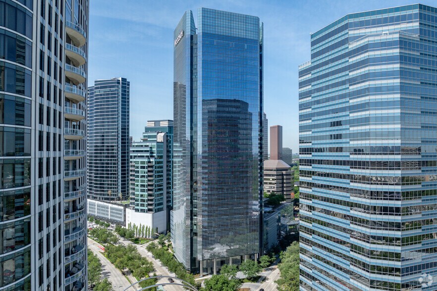 1500 Post Oak Blvd, Houston, TX à louer - Photo de l’immeuble – Image 2 sur 6