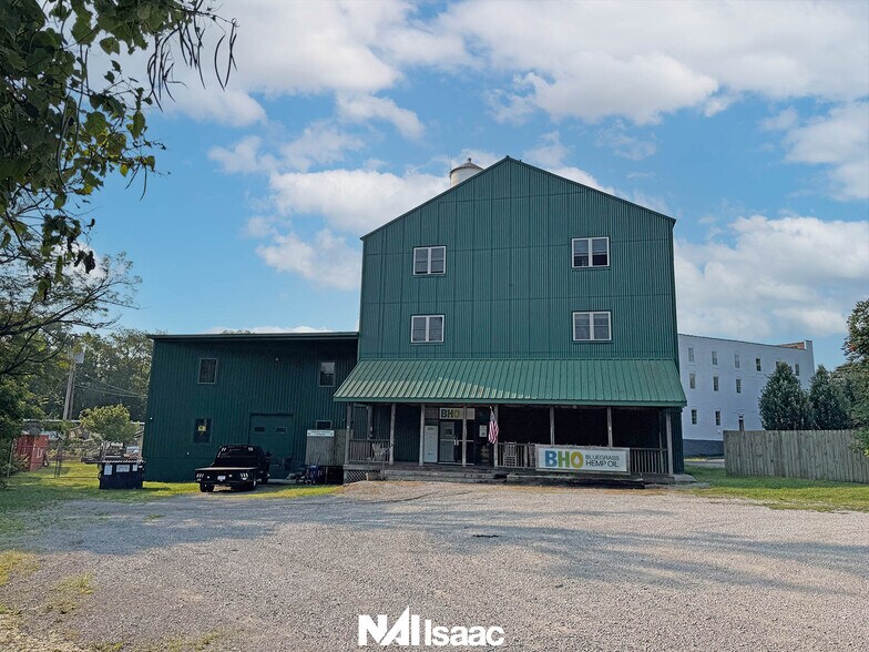 230 N Gratz St, Midway, KY à vendre - Photo de l’immeuble – Image 1 sur 22