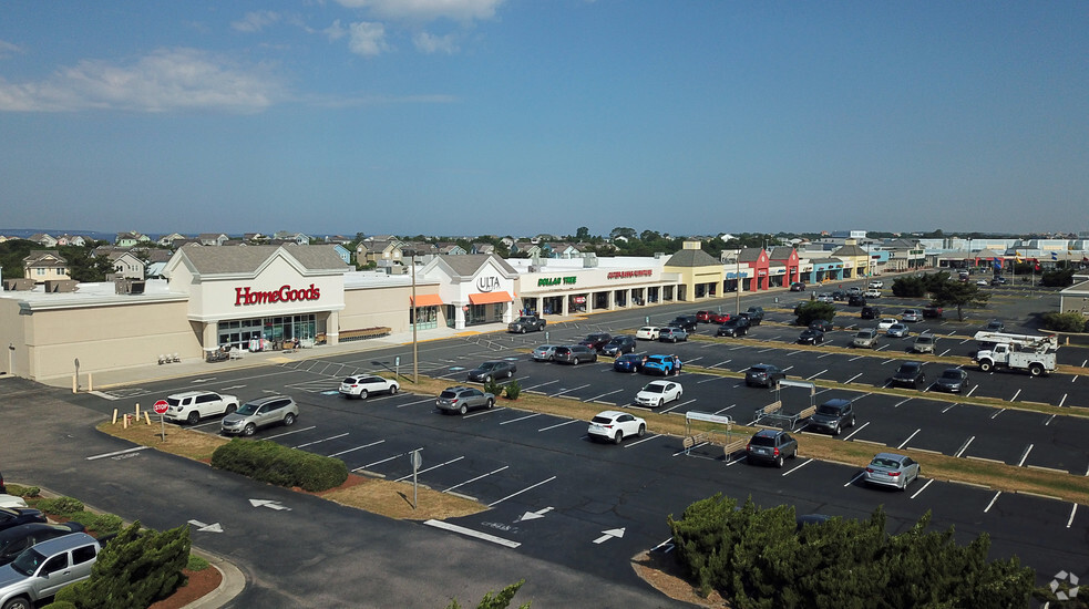 5100 S Croatan Hwy, Nags Head, NC à louer - Photo de l’immeuble – Image 1 sur 12