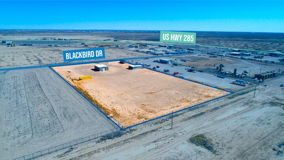 463 Blackbird Dr, Pecos, TX à louer - Photo de l’immeuble – Image 3 sur 14
