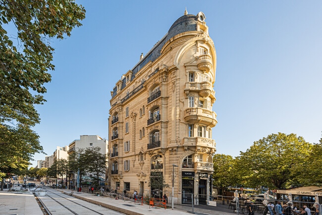 Plus de détails pour 1 Avenue Du Prado, Marseille - Bureau à louer