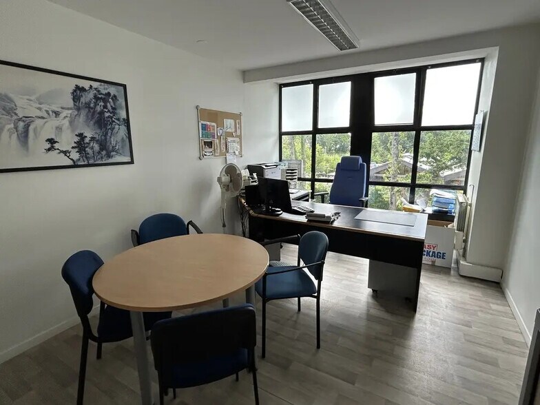 Bureau dans Orvault à louer - Photo de l’immeuble – Image 2 sur 5