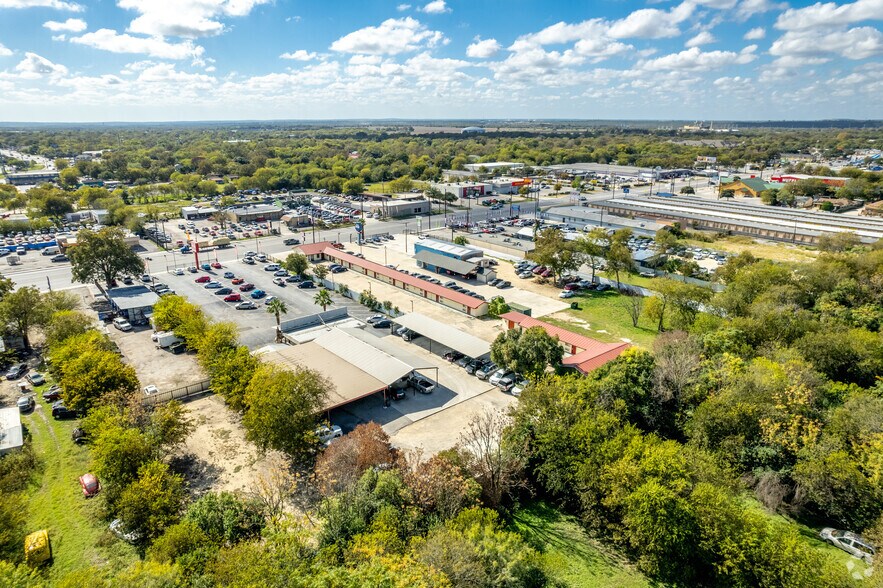 3257 SW Military Dr, San Antonio, TX à vendre - Aérien – Image 2 sur 7
