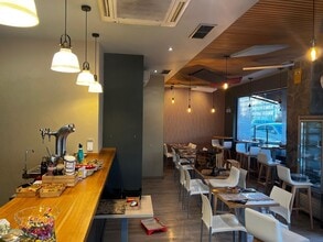 Local commercial dans Madrid, Madrid à louer Photo intérieure– Image 2 sur 4