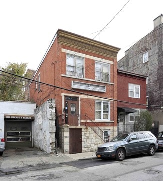 Plus de détails pour 94 School St, Yonkers, NY - Local commercial à vendre