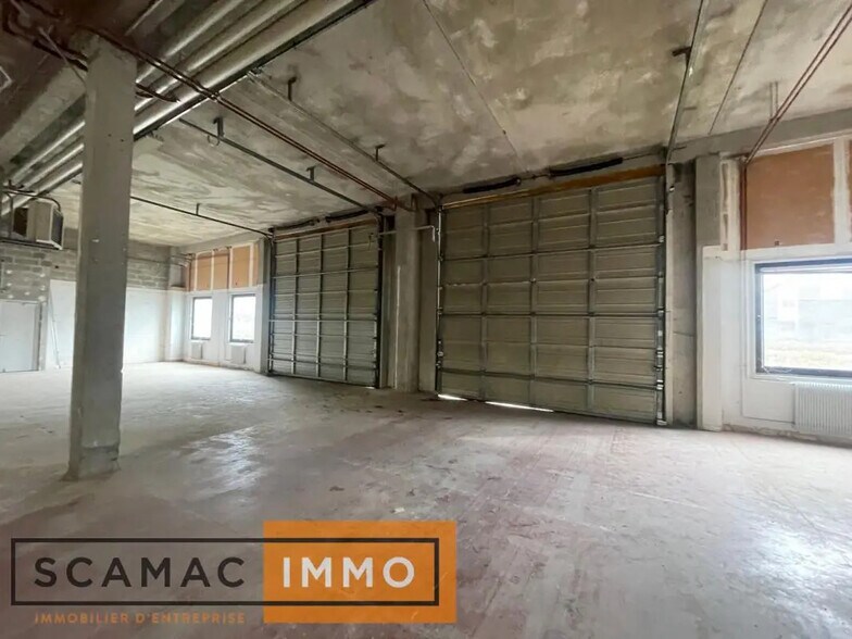 16 Rue Des Cévennes, 91090 Lisses, Lisses à louer - Photo de l’immeuble – Image 1 sur 11