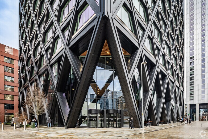 Stanley St, Salford à louer - Photo de l’immeuble – Image 2 sur 4