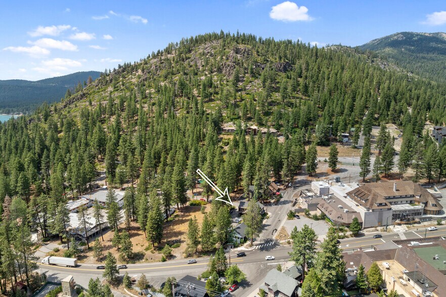 205 State Line Rd, Kings Beach, CA à vendre - Photo de l’immeuble – Image 3 sur 29