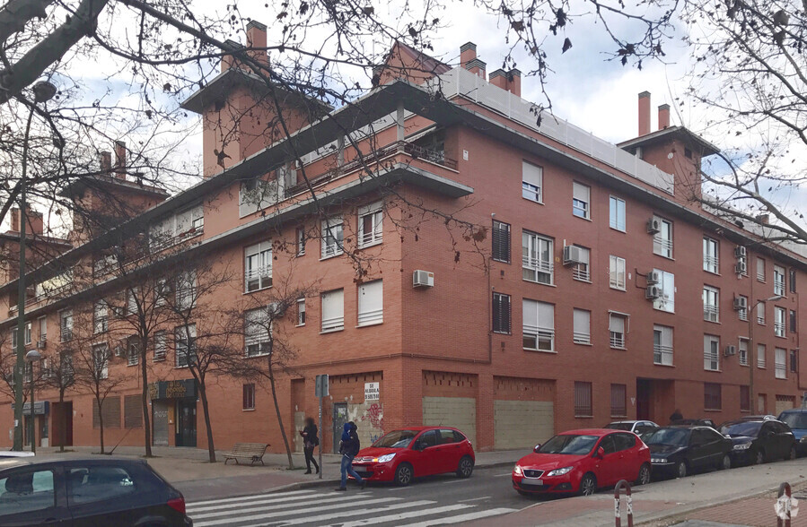Calle Torre de Juan Abad, 4, Madrid, Madrid à louer - Photo de l’immeuble – Image 2 sur 2