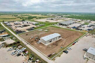Plus de détails pour 772 County Road 429, Pleasanton, TX - Industriel/Logistique à louer