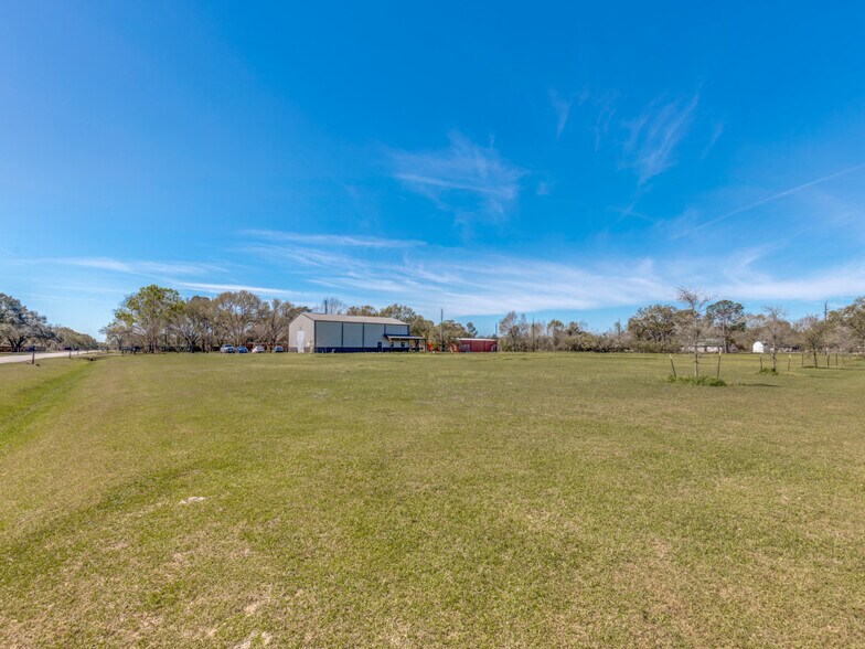 10711 Hidden Lake Ln, Richmond, TX à vendre - Photo de l’immeuble – Image 3 sur 21
