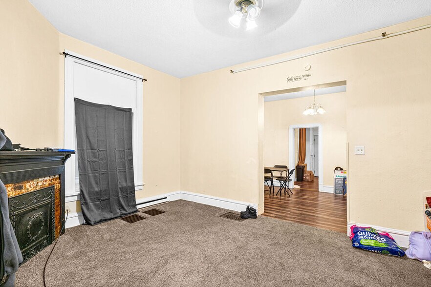 1426-1428 E 1st St, Duluth, MN à vendre - Photo intérieure – Image 3 sur 21