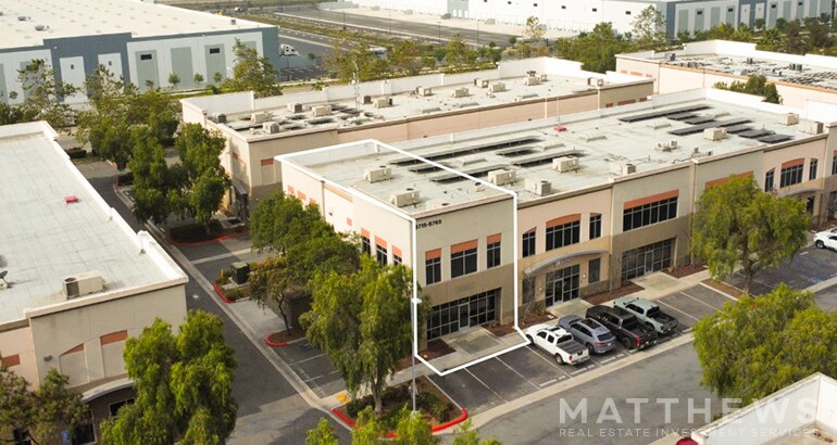 8765 Mesa Point Ter, San Diego, CA à vendre - Photo de l’immeuble – Image 2 sur 3