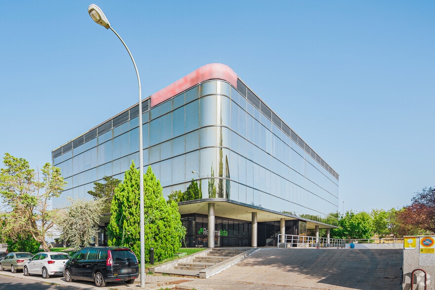 Bureau dans Villaviciosa de Odón, Madrid à louer - Photo principale – Image 1 sur 4
