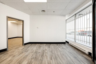 3339-3403 St Griffith, Saint-Laurent, QC à louer Photo intérieure– Image 1 sur 8
