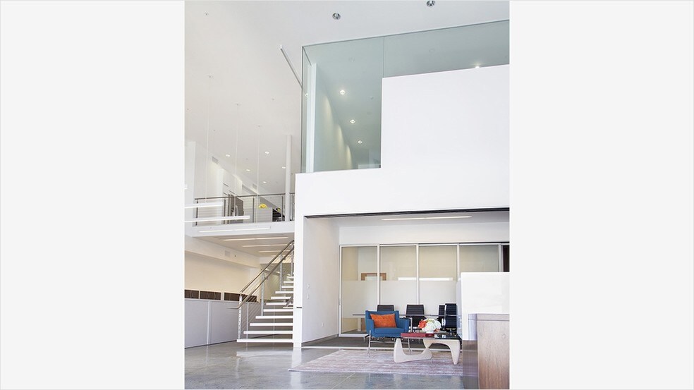 130 Arena St, El Segundo, CA à louer - Photo de l’immeuble – Image 2 sur 11