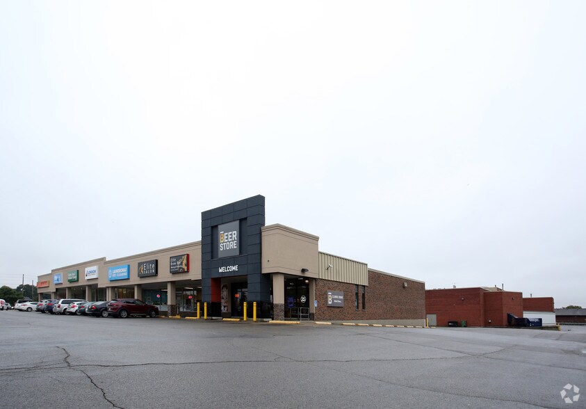 155 Clarke Rd, London, ON à louer - Photo de l’immeuble – Image 2 sur 3