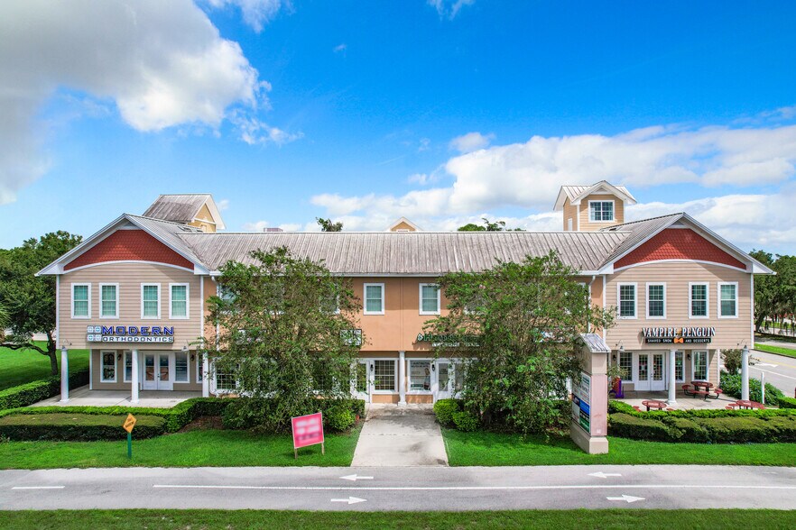 515 N Park Ave, Apopka, FL à vendre - Photo de l’immeuble – Image 3 sur 6