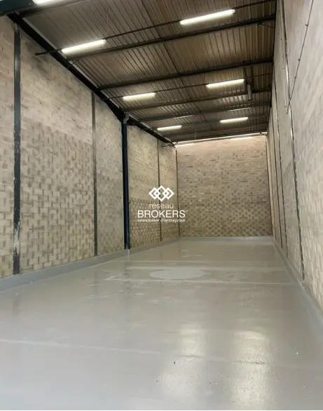 Industriel/Logistique dans Noisy-le-Grand à louer - Photo intérieure – Image 2 sur 4