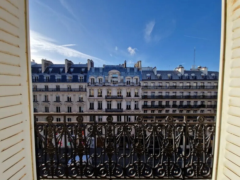 32 Avenue De L'Opera, Paris à louer - Photo de l’immeuble – Image 1 sur 7