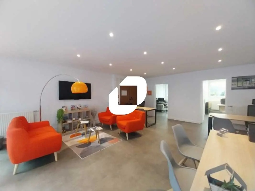 5-7 Allée Du Bourbonnais, Maurepas à louer Photo intérieure– Image 1 sur 10