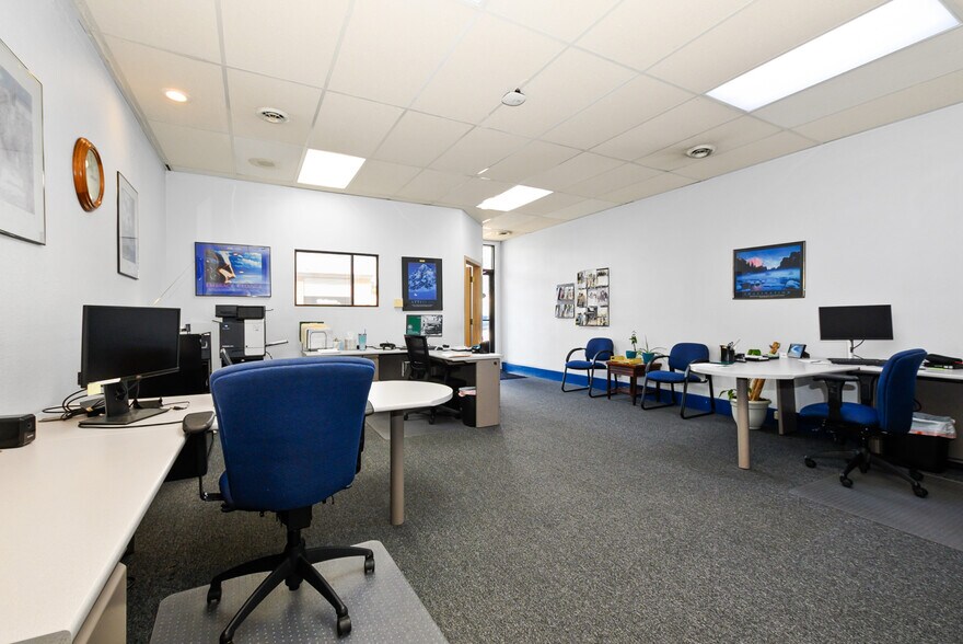 5003 W 95th St, Oak Lawn, IL à vendre - Photo de l’immeuble – Image 2 sur 13