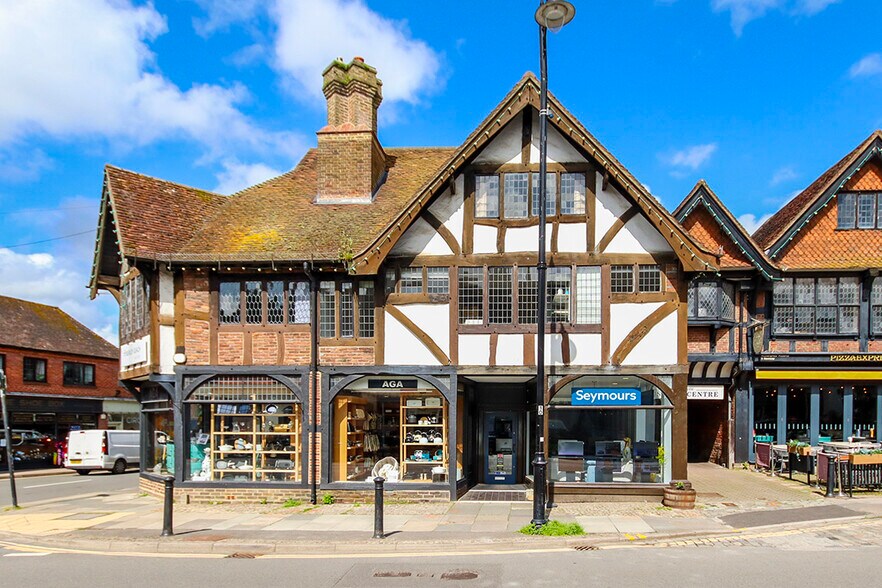 34-35 High St, Haslemere à vendre - Photo de l’immeuble – Image 3 sur 6