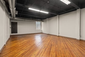 435 Lancaster St, Leominster, MA à louer Photo intérieure– Image 1 sur 2