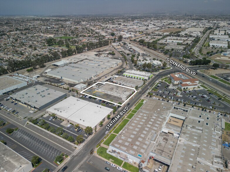 2221 Statham Blvd, Oxnard, CA à vendre - Photo de l’immeuble – Image 2 sur 5