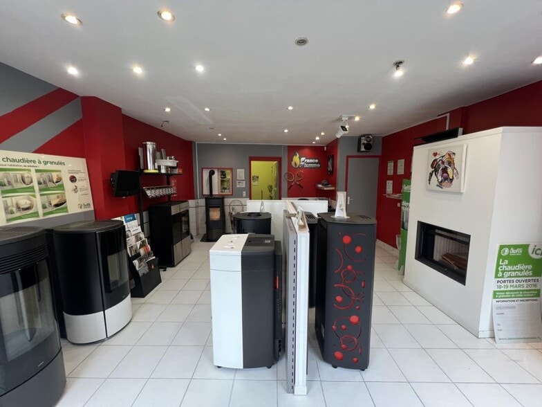 Local commercial dans Reims à vendre - Photo de l’immeuble – Image 2 sur 8