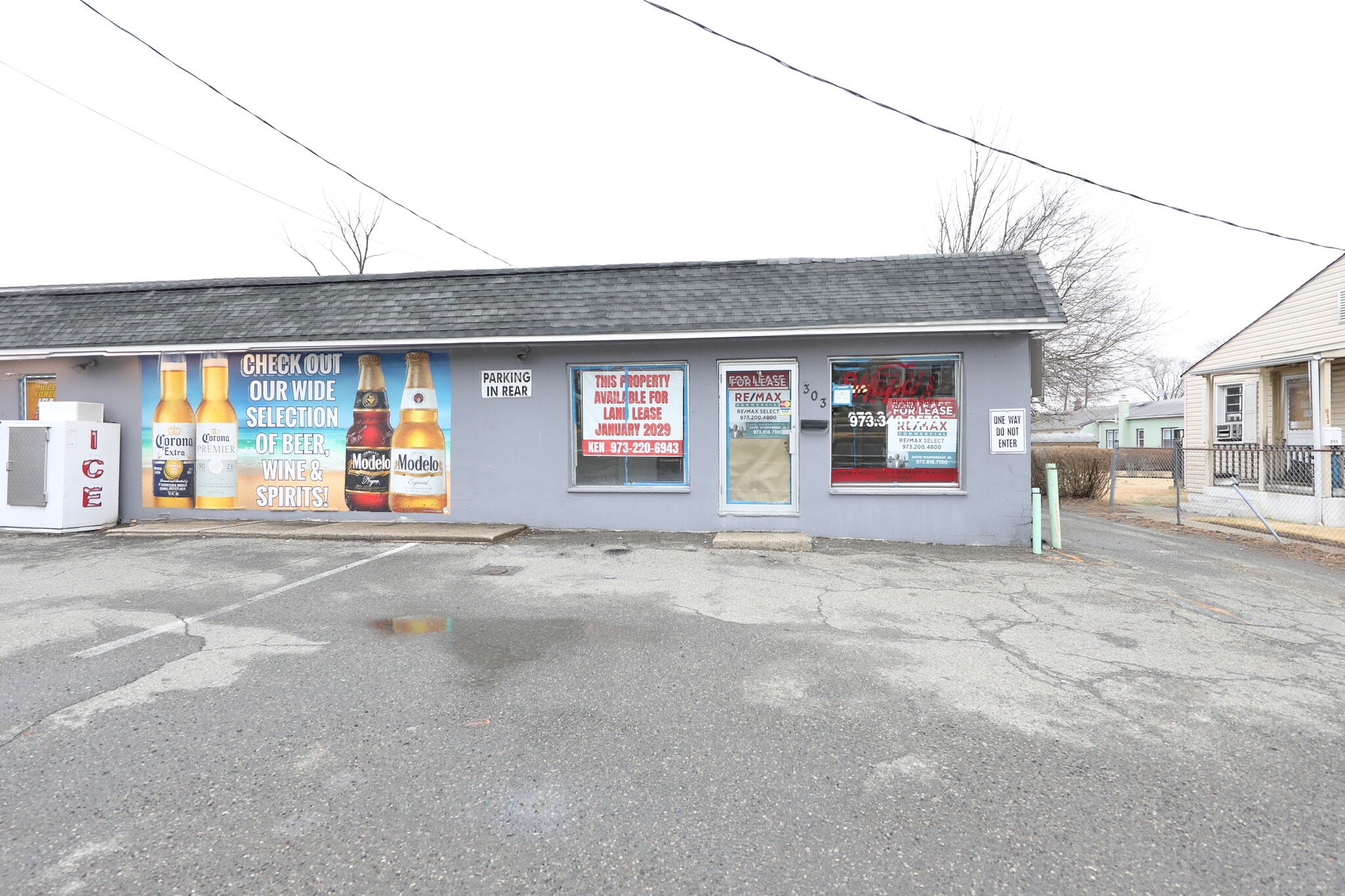 301-303 S Salem St, Dover, NJ à louer Photo intérieure– Image 1 sur 16