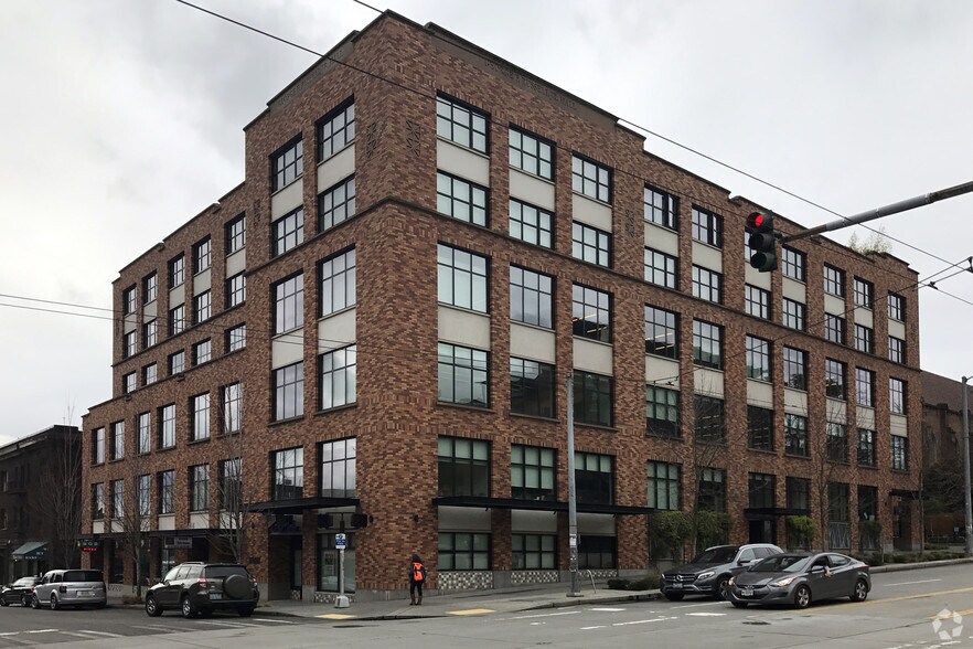 4201 15th Ave NE, Seattle, WA à louer - Photo de l’immeuble – Image 2 sur 8
