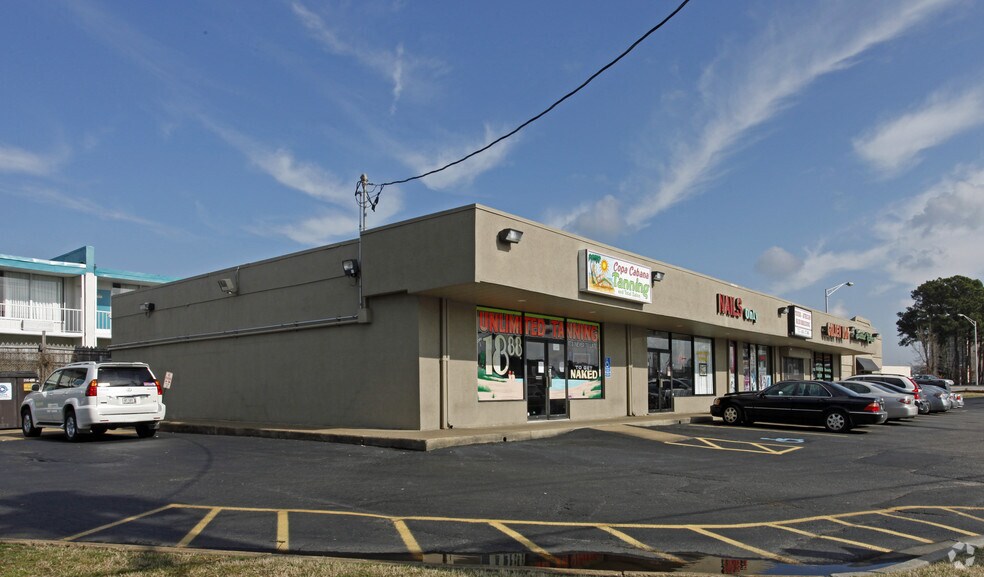 501-509 N Military Hwy, Norfolk, VA à louer - Photo de l’immeuble – Image 2 sur 3