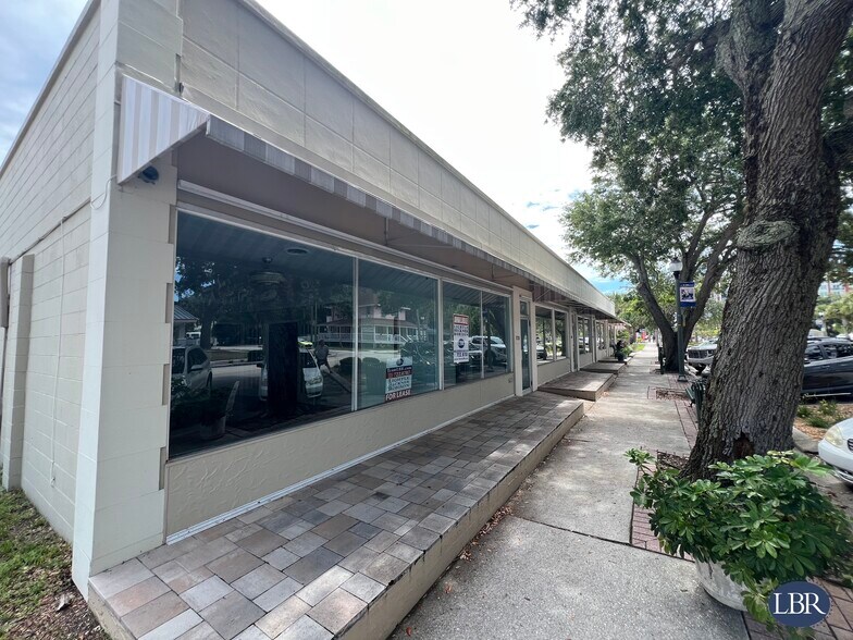 528-540 E New Haven Ave, Melbourne, FL à louer - Photo de l’immeuble – Image 2 sur 9