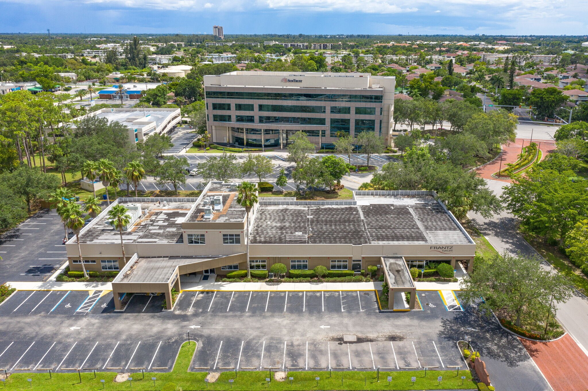 12731 New Brittany Blvd, Fort Myers, FL à vendre Photo principale– Image 1 sur 16