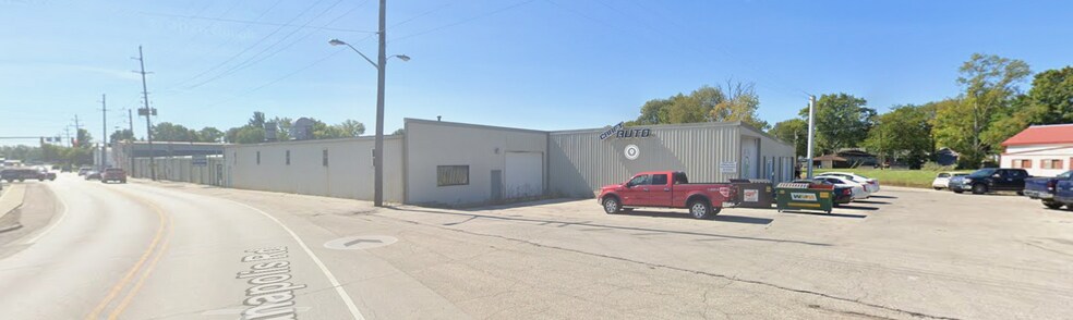 310 Indianapolis Rd, Mooresville, IN à louer - Photo de l’immeuble – Image 2 sur 19