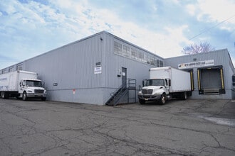 50 Milltown Rd, Union Township, NJ à louer Photo intérieure– Image 1 sur 14