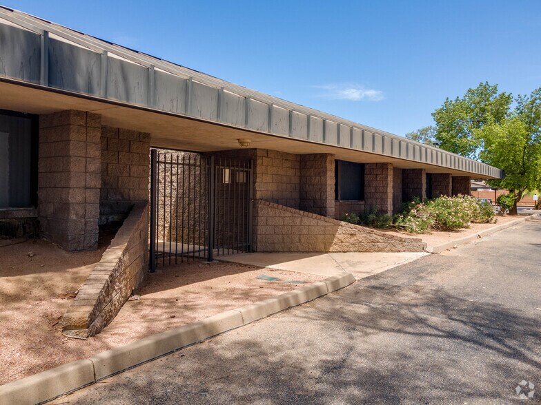 650 W Southern Ave, Mesa, AZ à louer - Photo principale – Image 1 sur 5