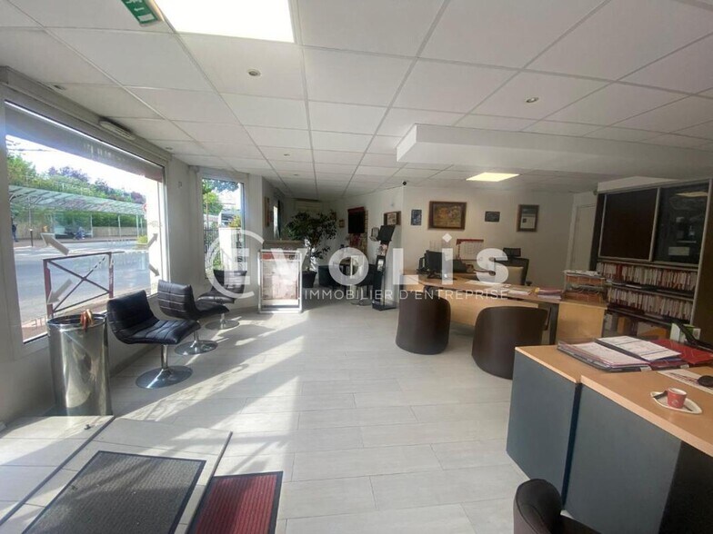Local commercial dans Villiers-sur-Marne à vendre - Photo intérieure – Image 2 sur 8