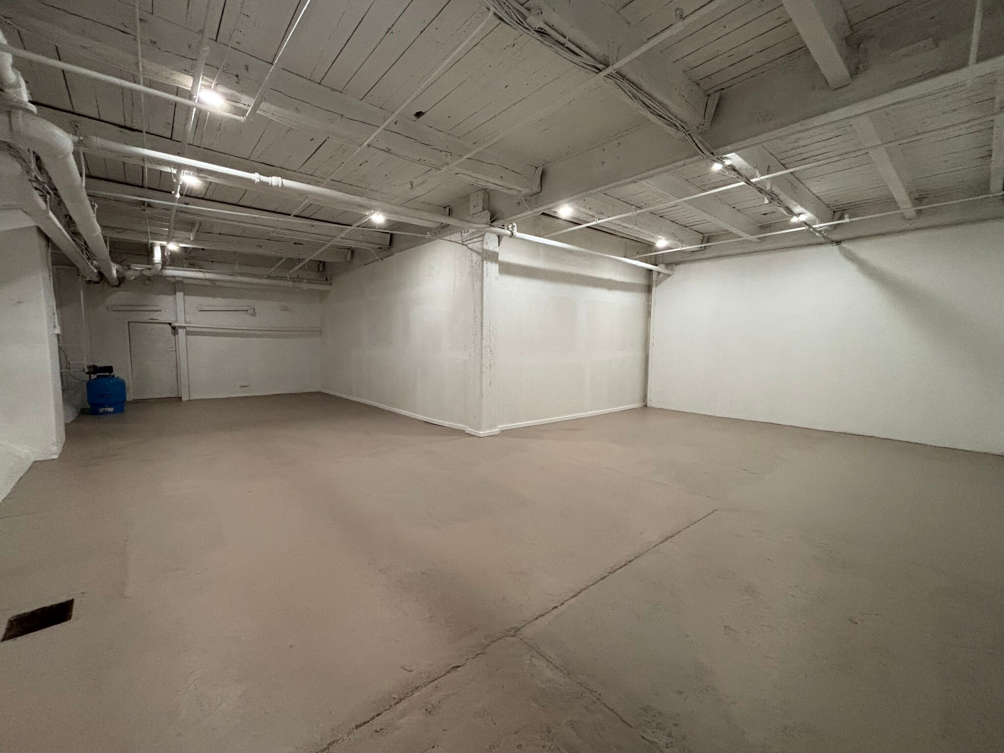 3502 SCOTTS Ln, Philadelphia, PA à louer Photo intérieure– Image 1 sur 3